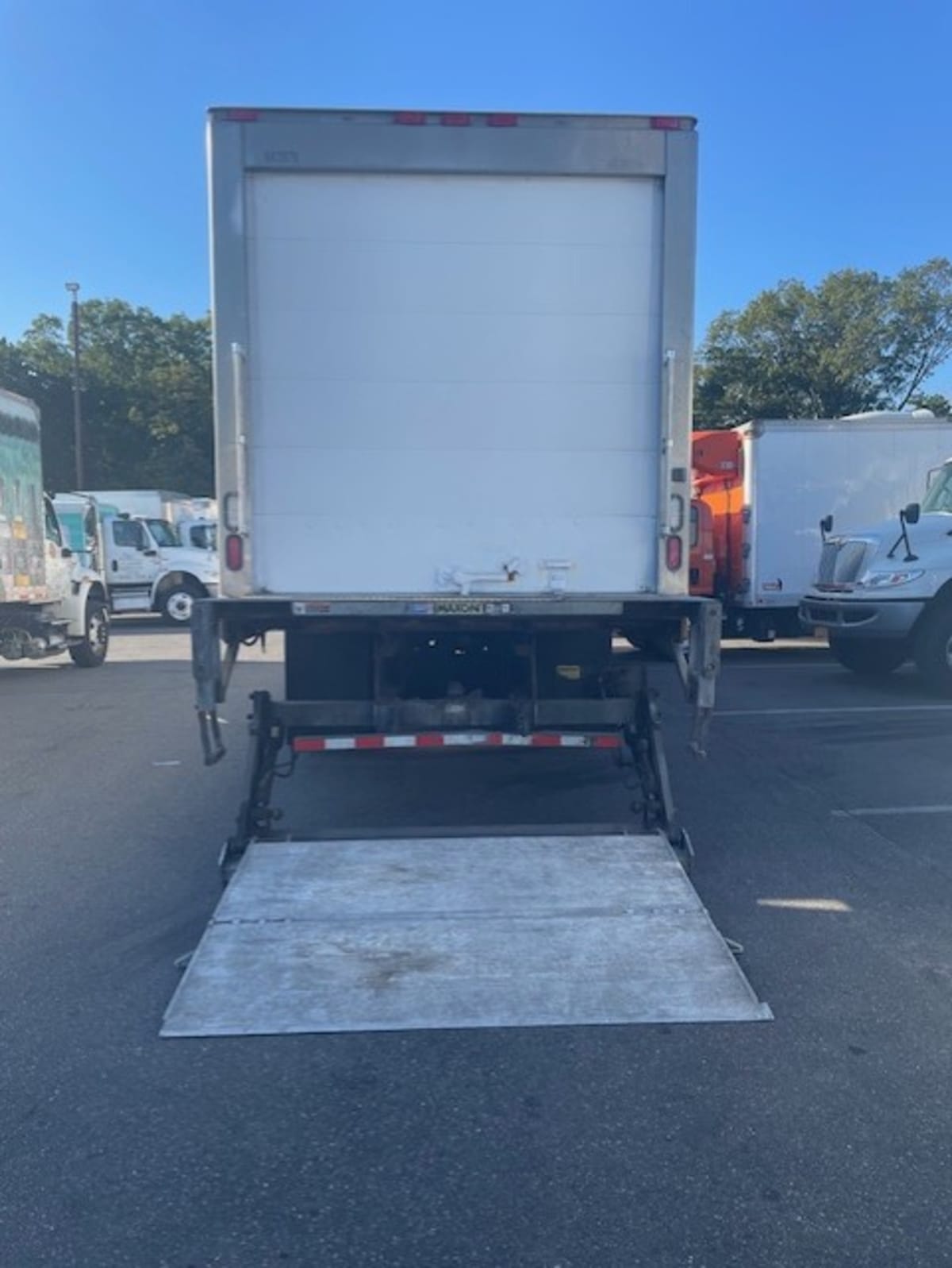 2018 Navistar International 4300 683879