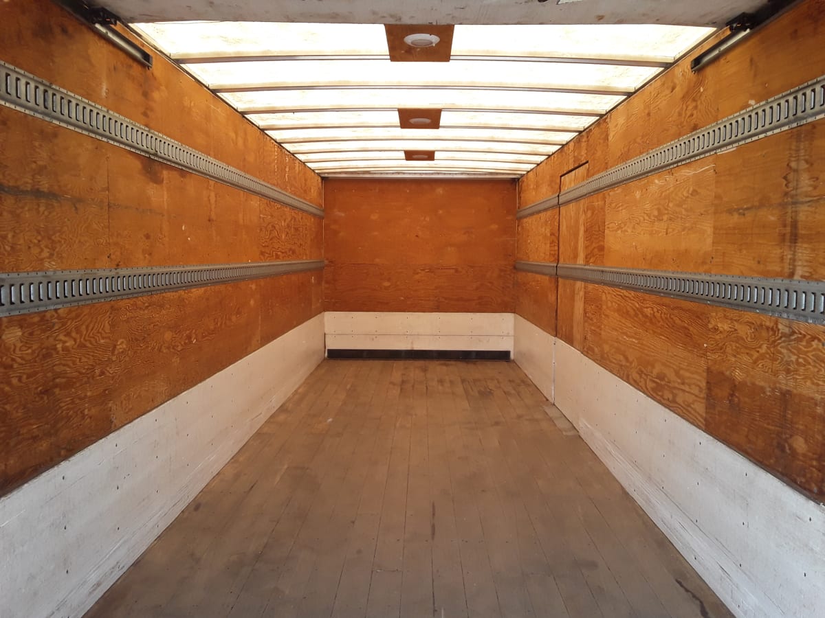 2018 Freightliner/Mercedes M2 106 683887