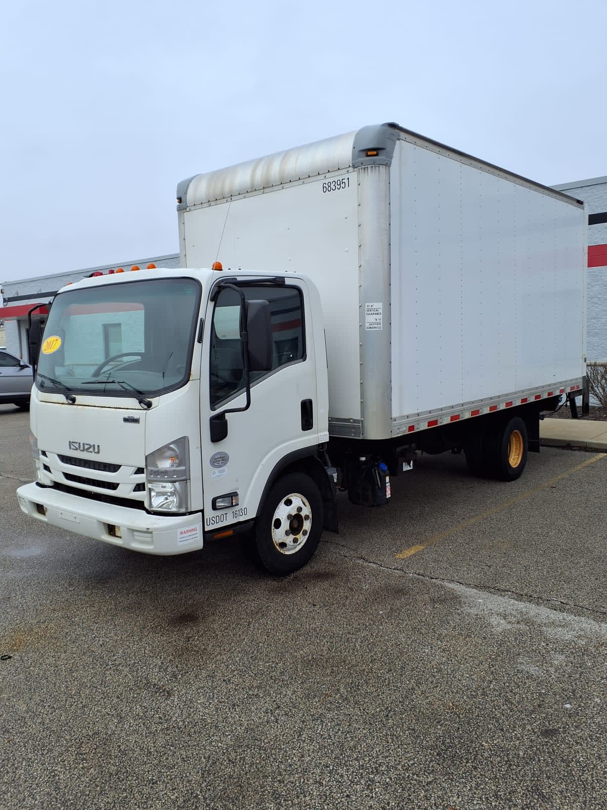 2017 Isuzu NPR HD 683951