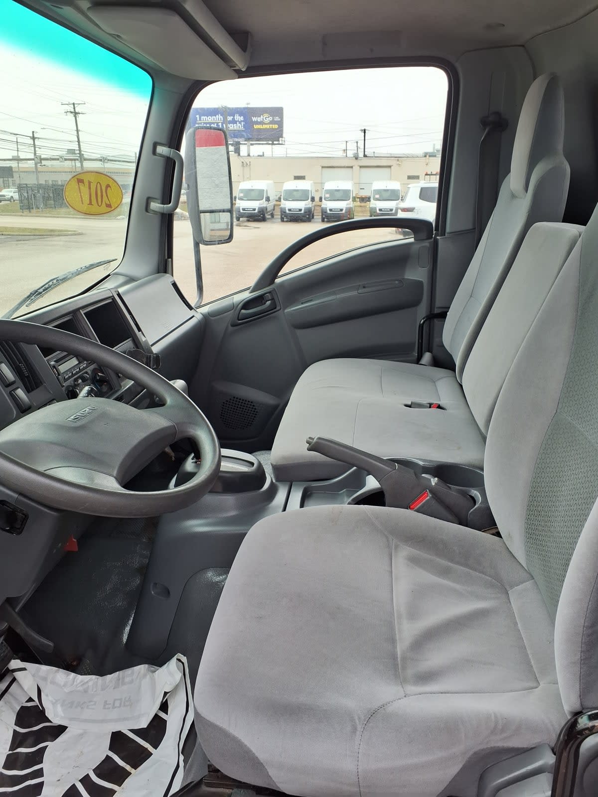 2017 Isuzu NPR HD 683951