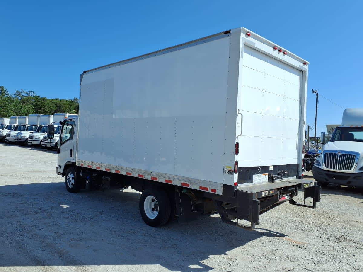 2017 Isuzu NPR HD 683954