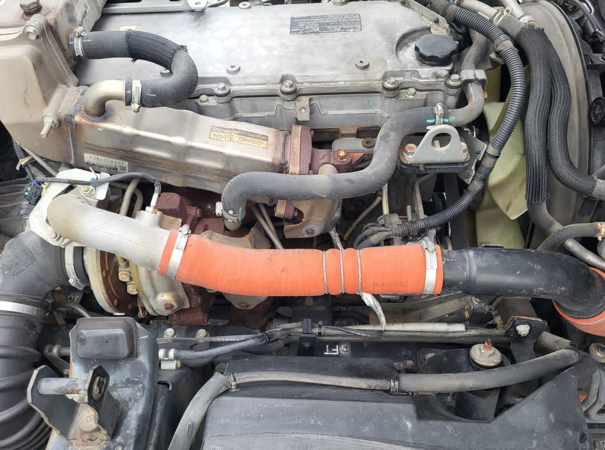 2017 Isuzu NPR HD 683956