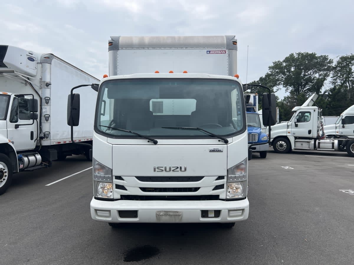 2017 Isuzu NPR HD 683957