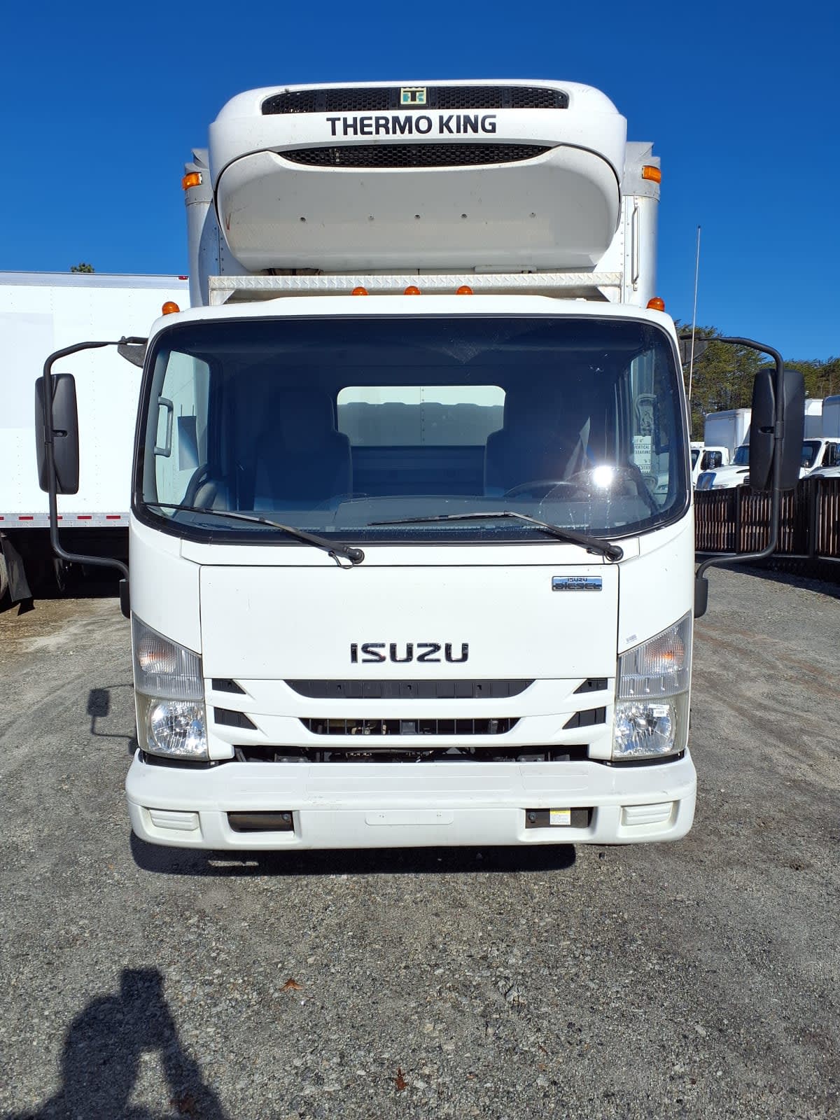 2017 Isuzu NPR 683986