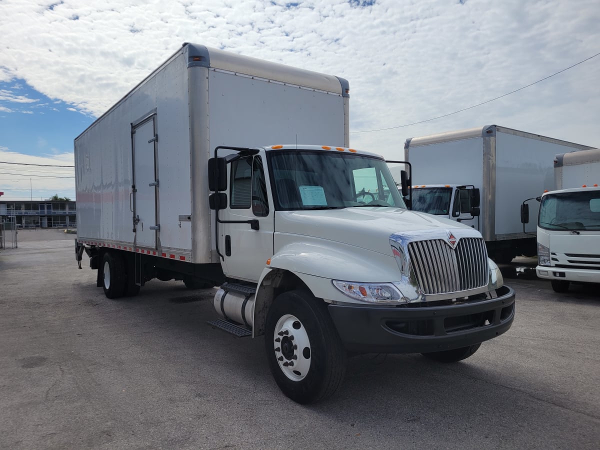 2018 Navistar International 4300 684019