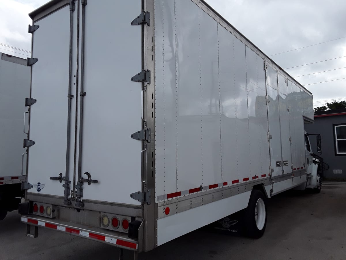 2018 Freightliner/Mercedes M2 106 684046