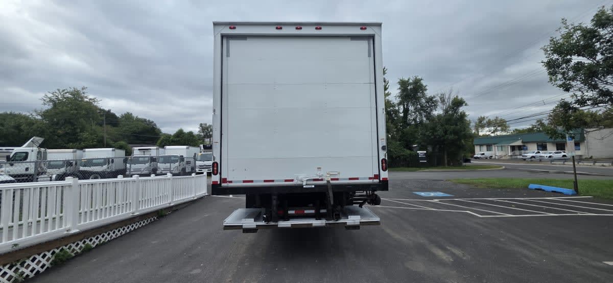 2018 Freightliner M2 106 in Bensalem, PA — photo 5