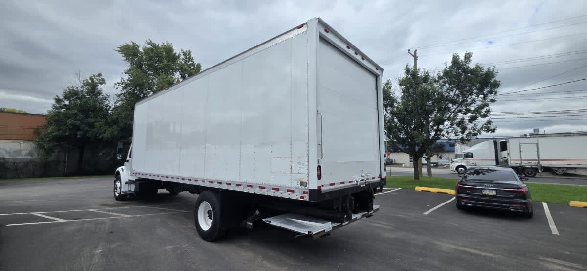 2018 Freightliner M2 106 in Bensalem, PA — photo 6