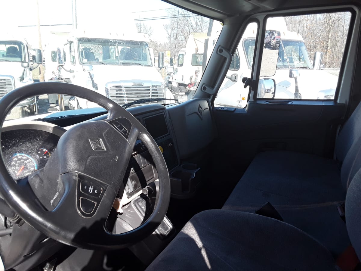 2018 Navistar International 4300 684084