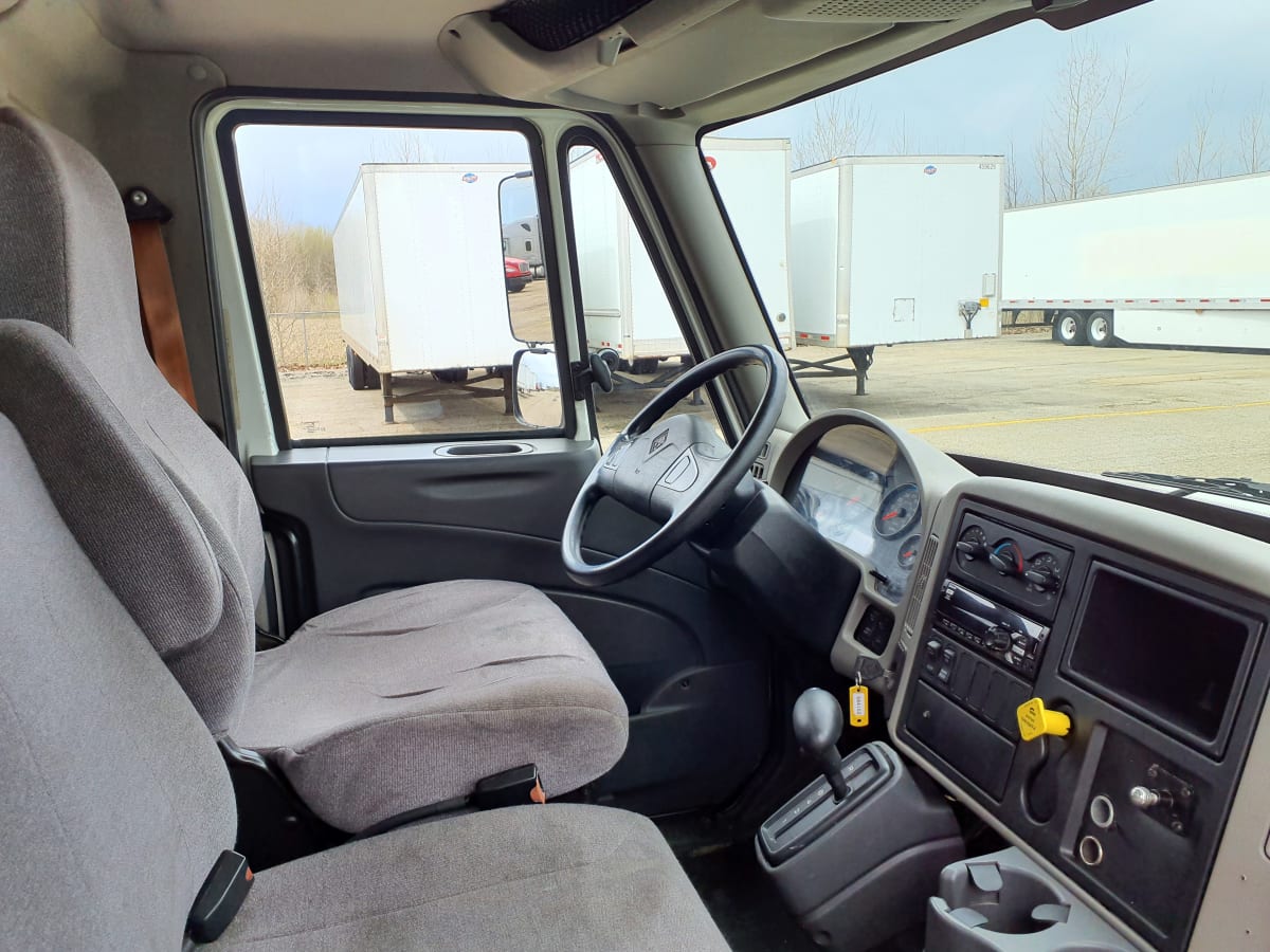 2018 Navistar International 4300 684102