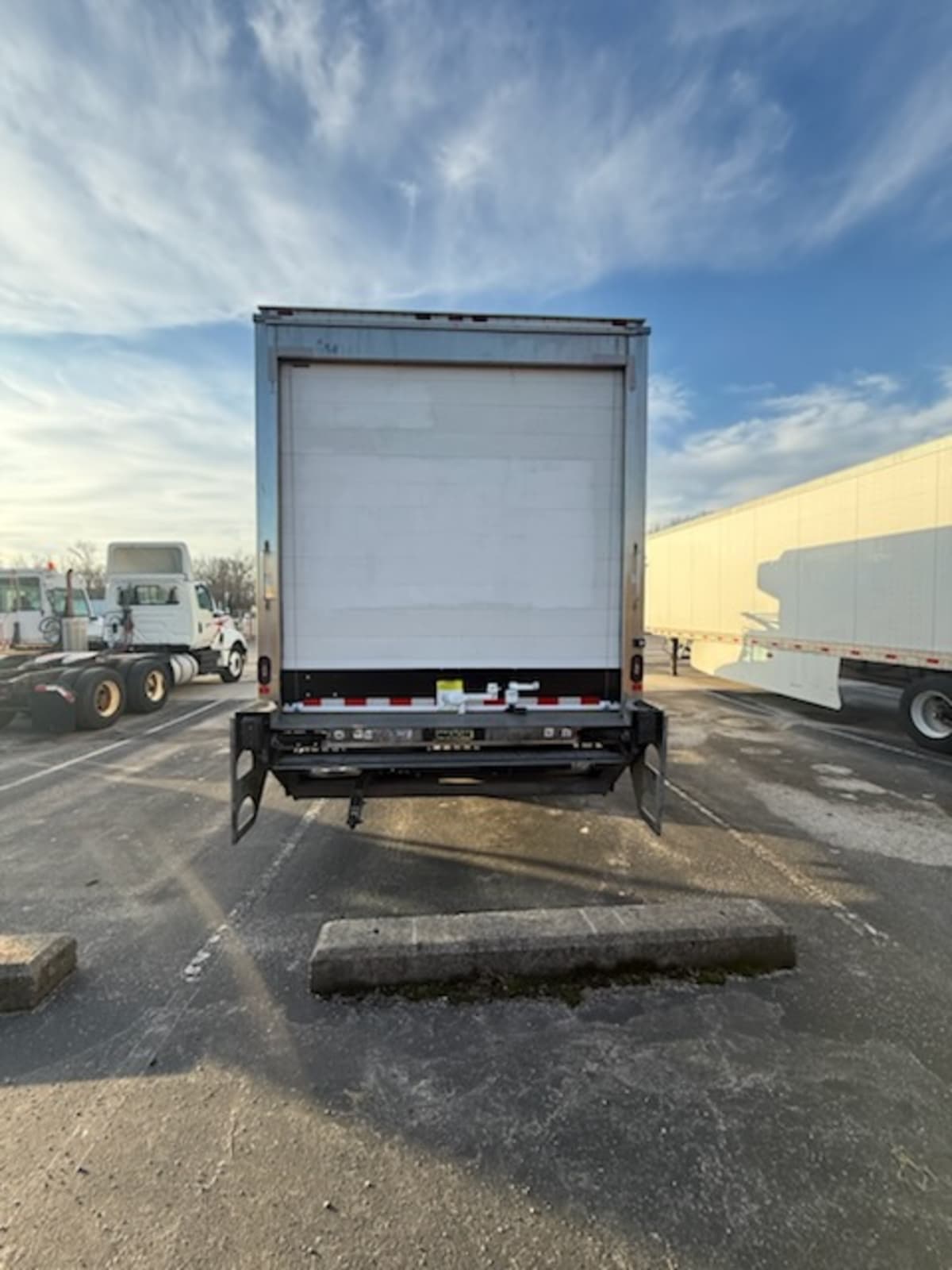 2018 Navistar International 4300 SBA 684149