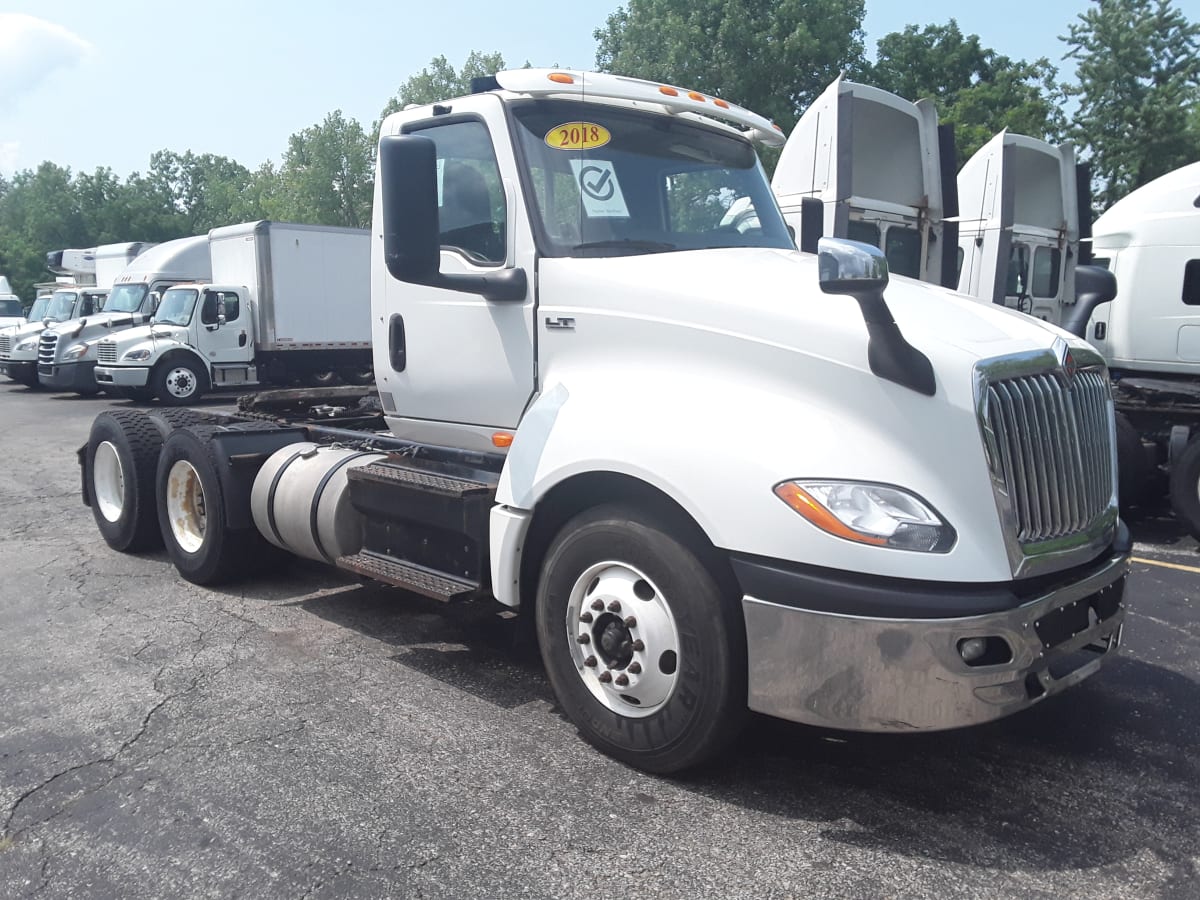 2018 Navistar International LT625 DAYCAB T/A 684162