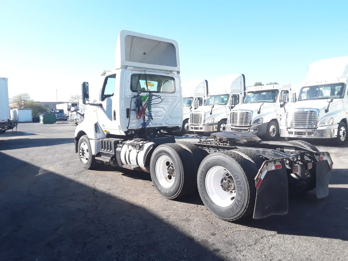 2018 Navistar International LT625 DAYCAB T/A 684164