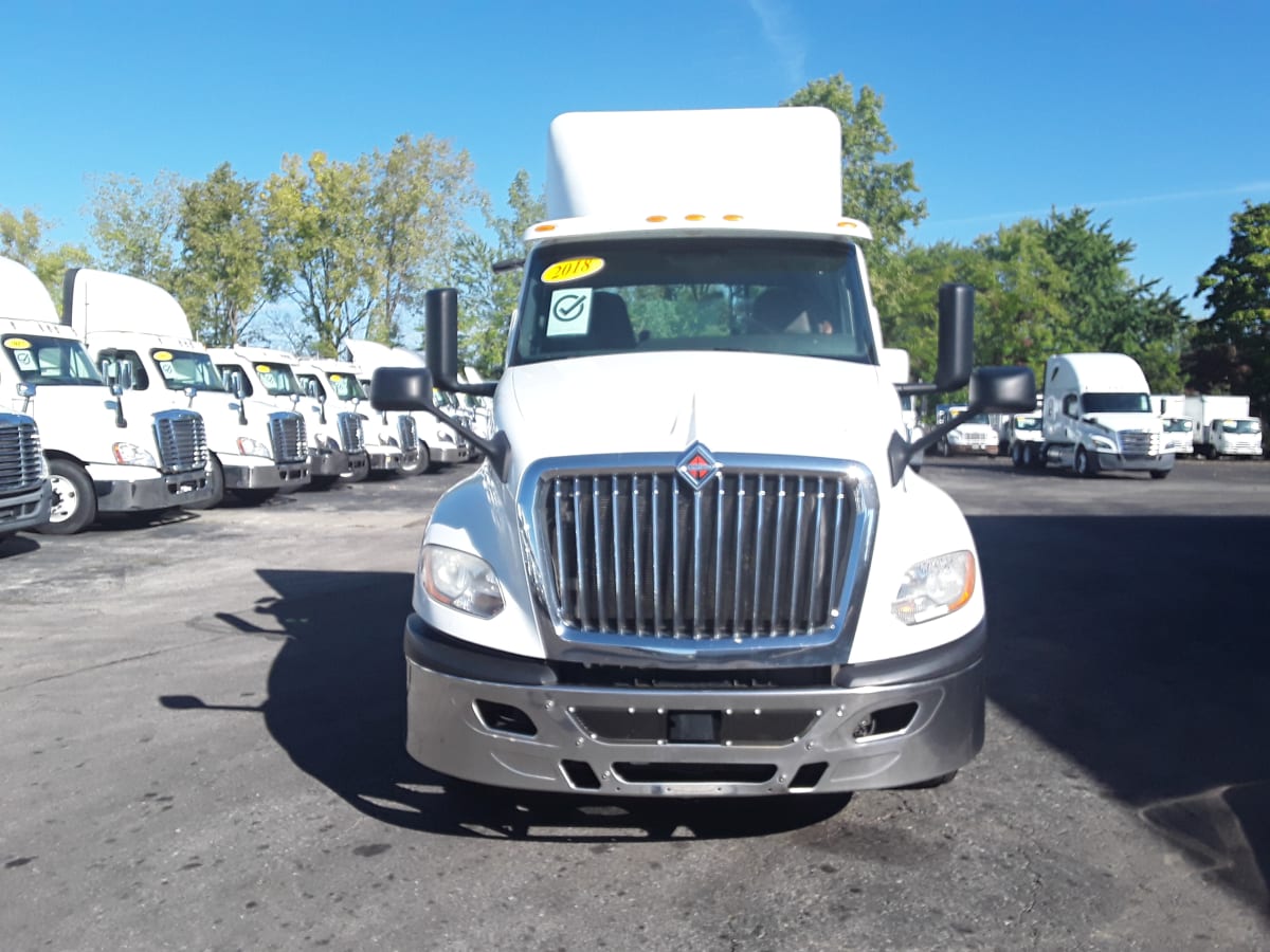 2018 Navistar International LT625 DAYCAB T/A 684164
