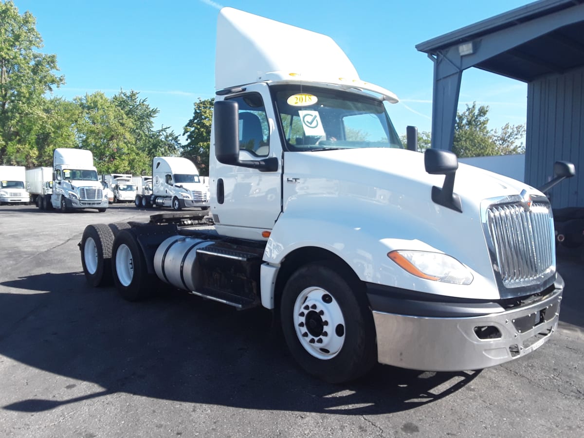 2018 Navistar International LT625 DAYCAB T/A 684164