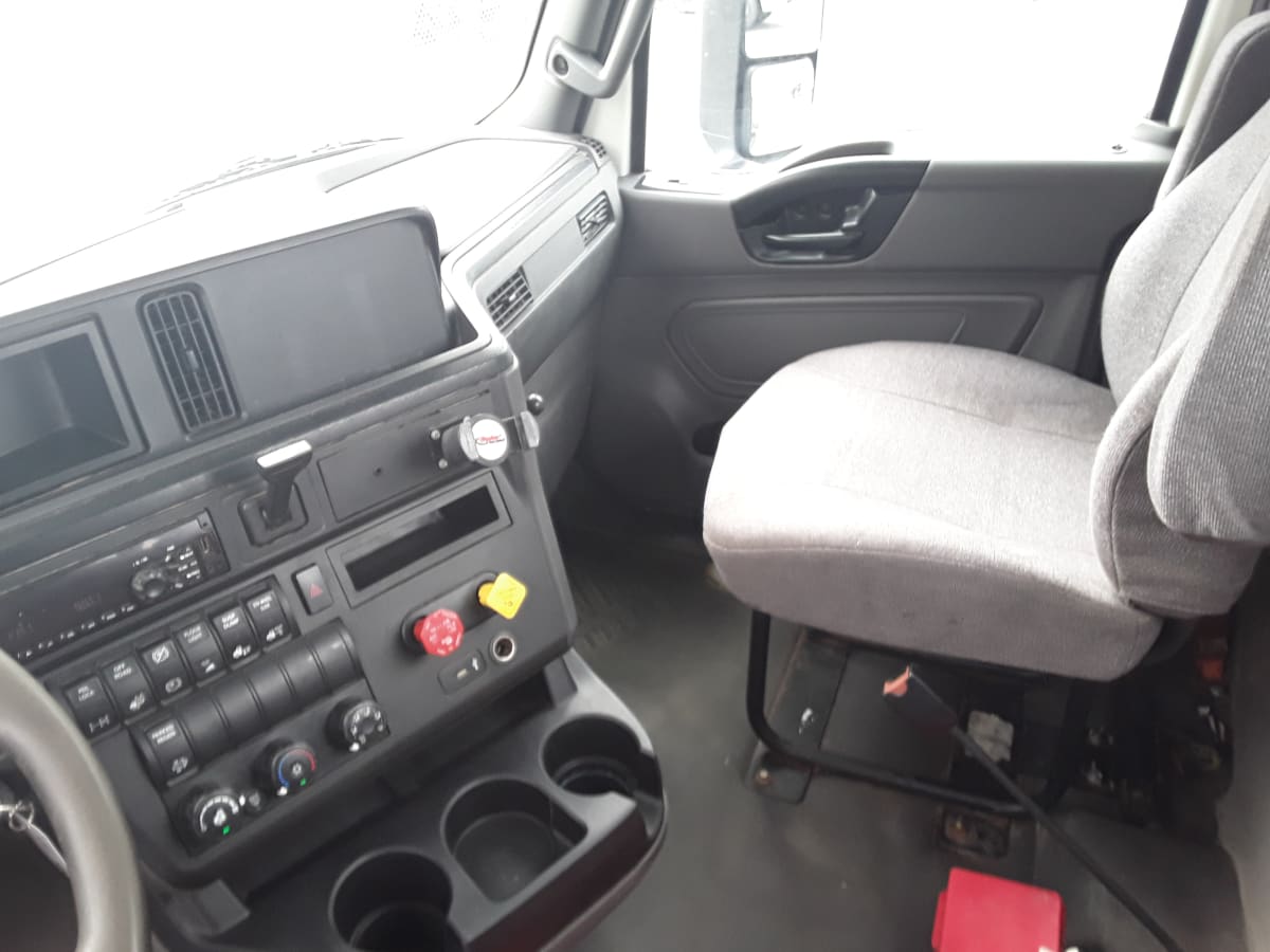 2018 Navistar International LT625 DAYCAB T/A 684166