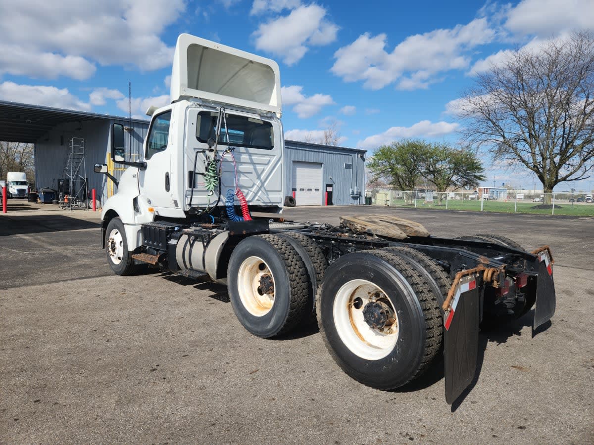 2018 Navistar International LT625 DAYCAB T/A 684173