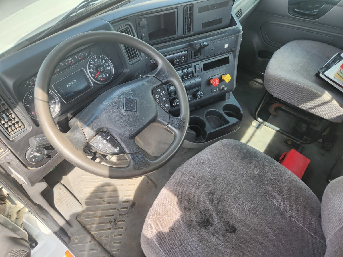 2018 Navistar International LT625 DAYCAB T/A 684173