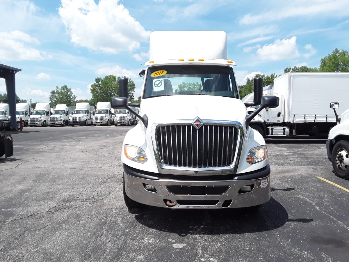 2018 Navistar International LT625 DAYCAB T/A 684177