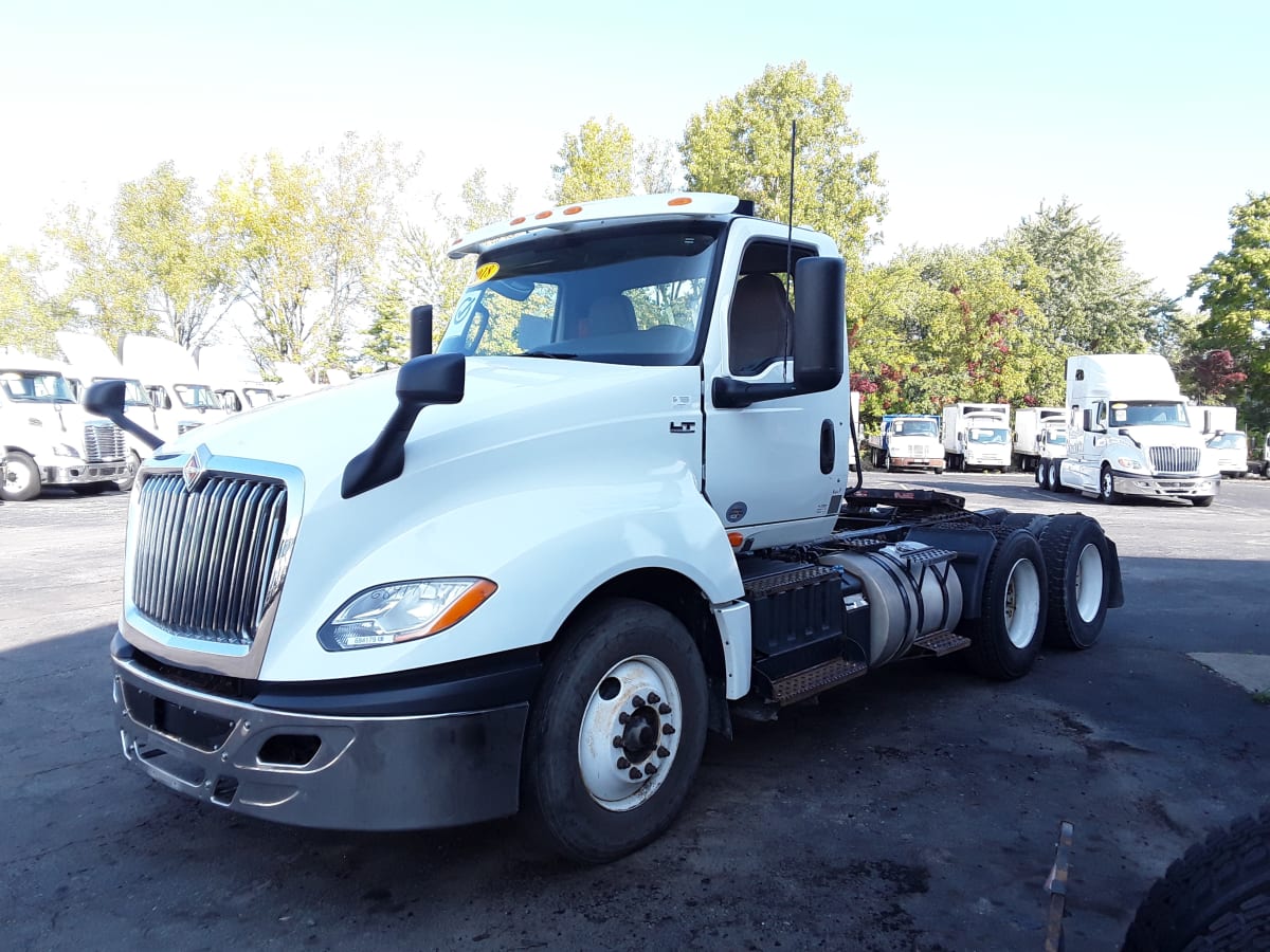 2018 Navistar International LT625 DAYCAB T/A 684179