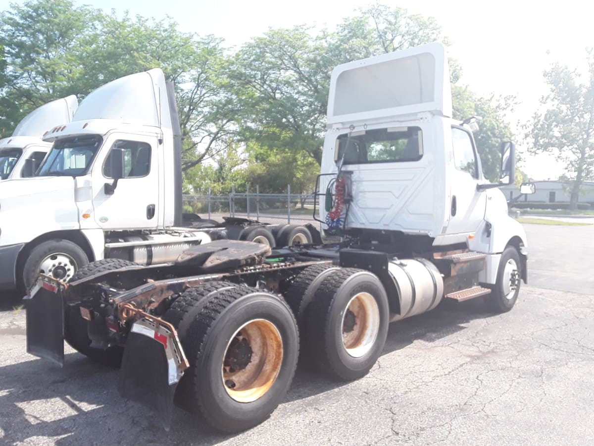 2018 Navistar International LT625 DAYCAB T/A 684180