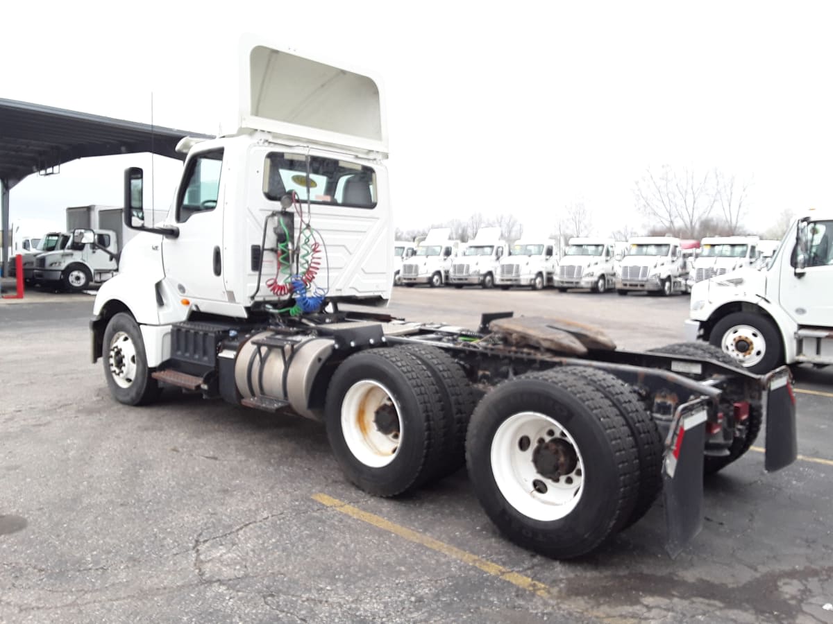 2018 Navistar International LT625 DAYCAB T/A 684183