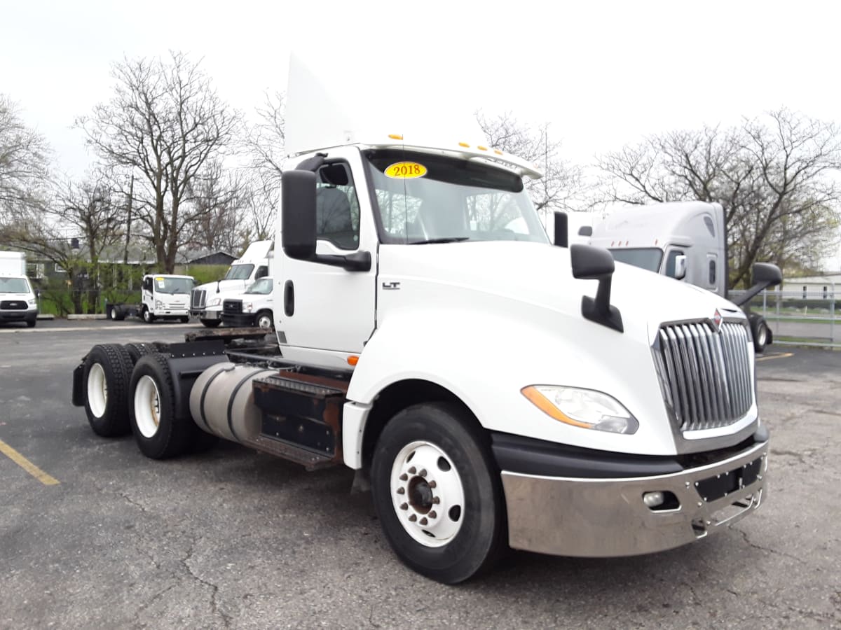 2018 Navistar International LT625 DAYCAB T/A 684183