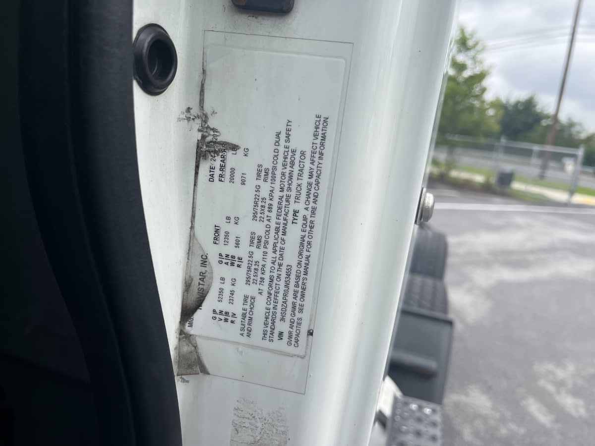 2018 International - image 9