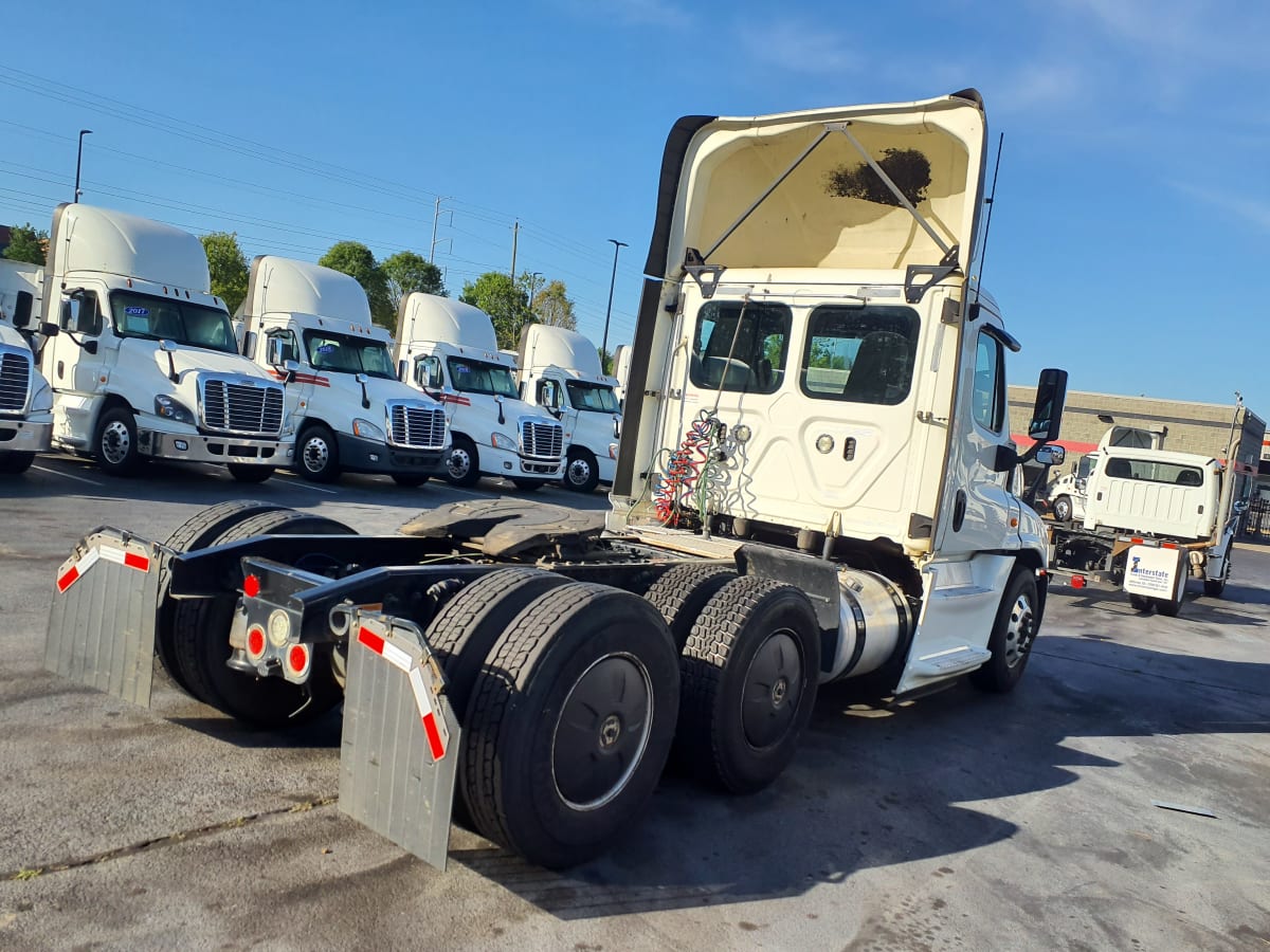 2018 Freightliner/Mercedes CASCADIA 125 684198