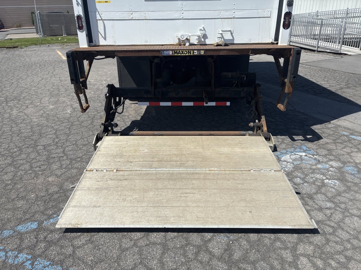 2018 Navistar International 4300 684213
