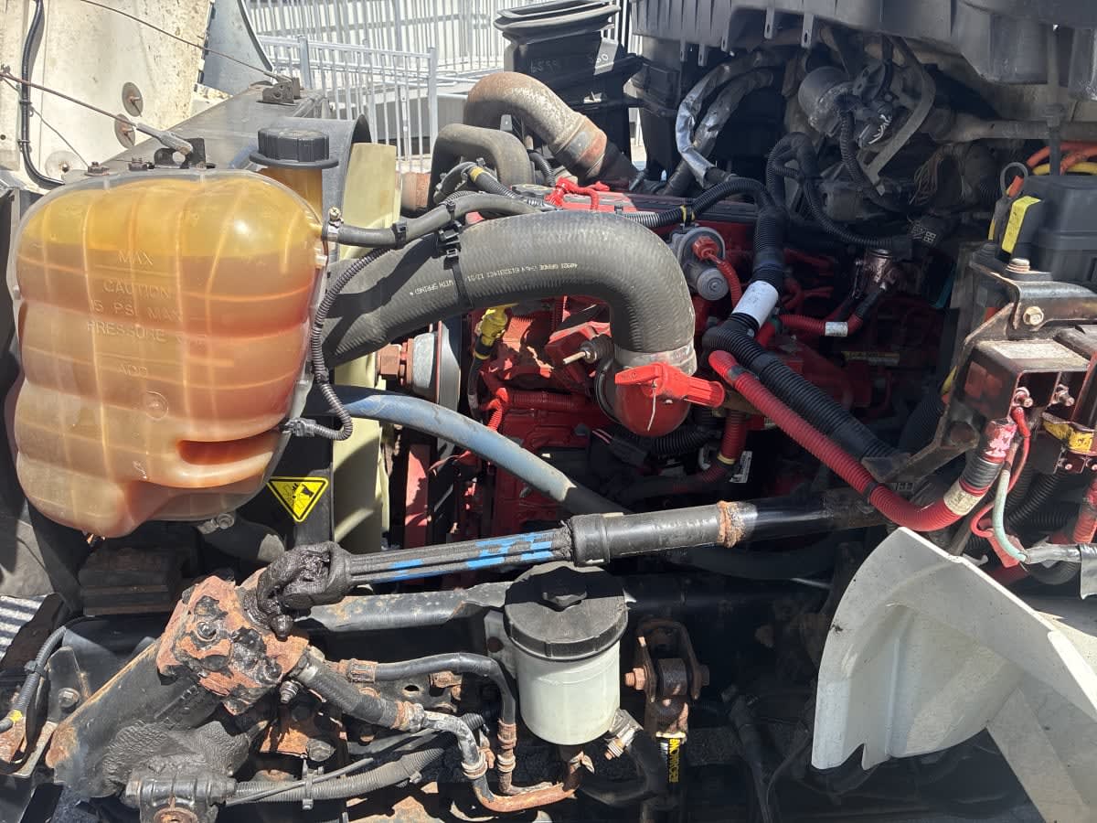 2018 Navistar International 4300 684213