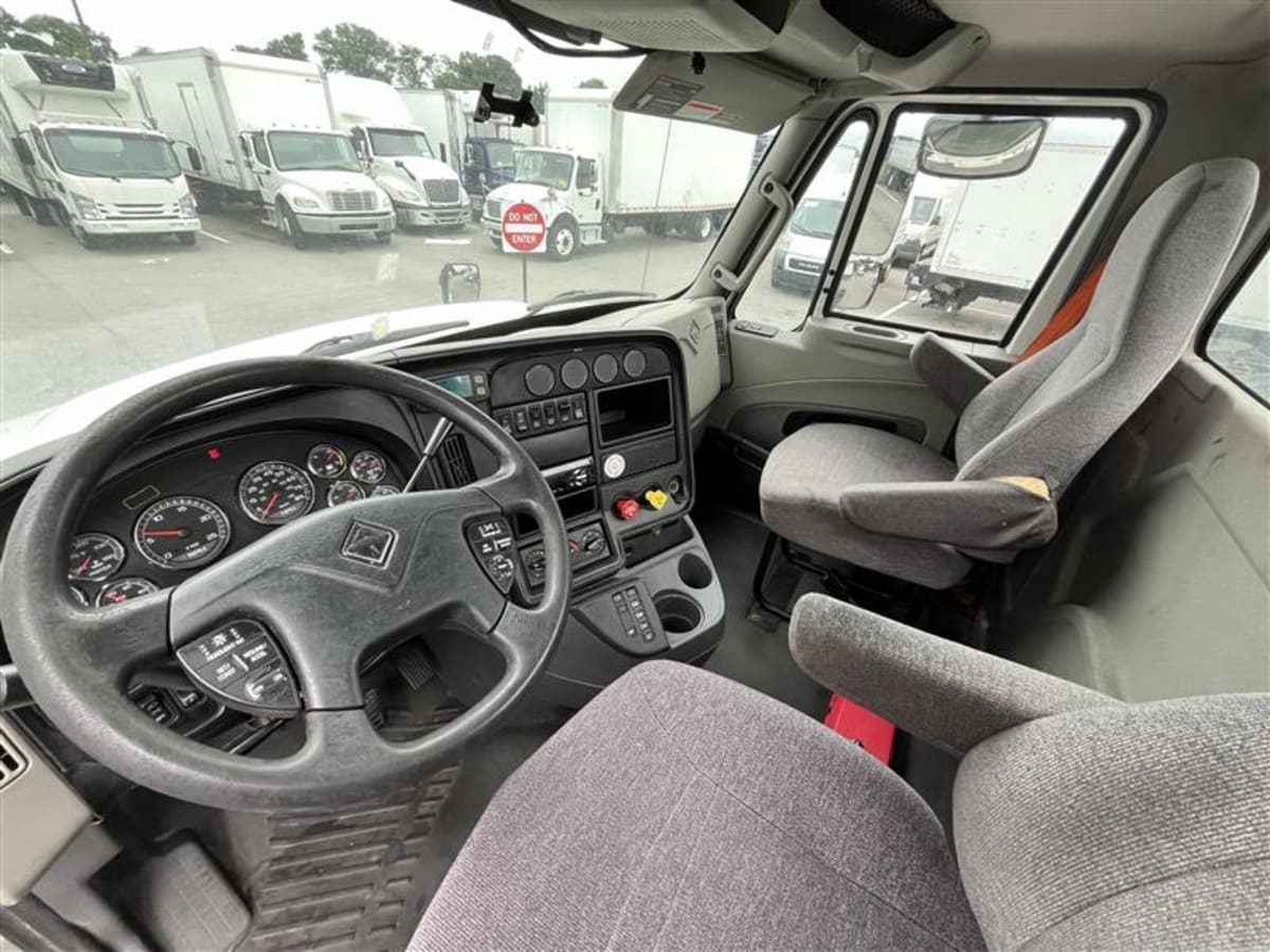 2018 International ProStar - image 7