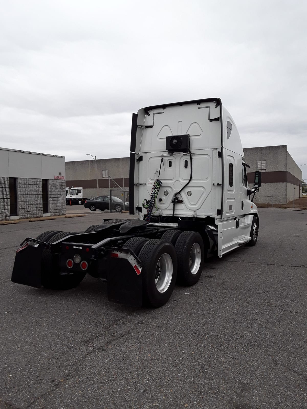 2018 Freightliner/Mercedes CASCADIA 125 684252