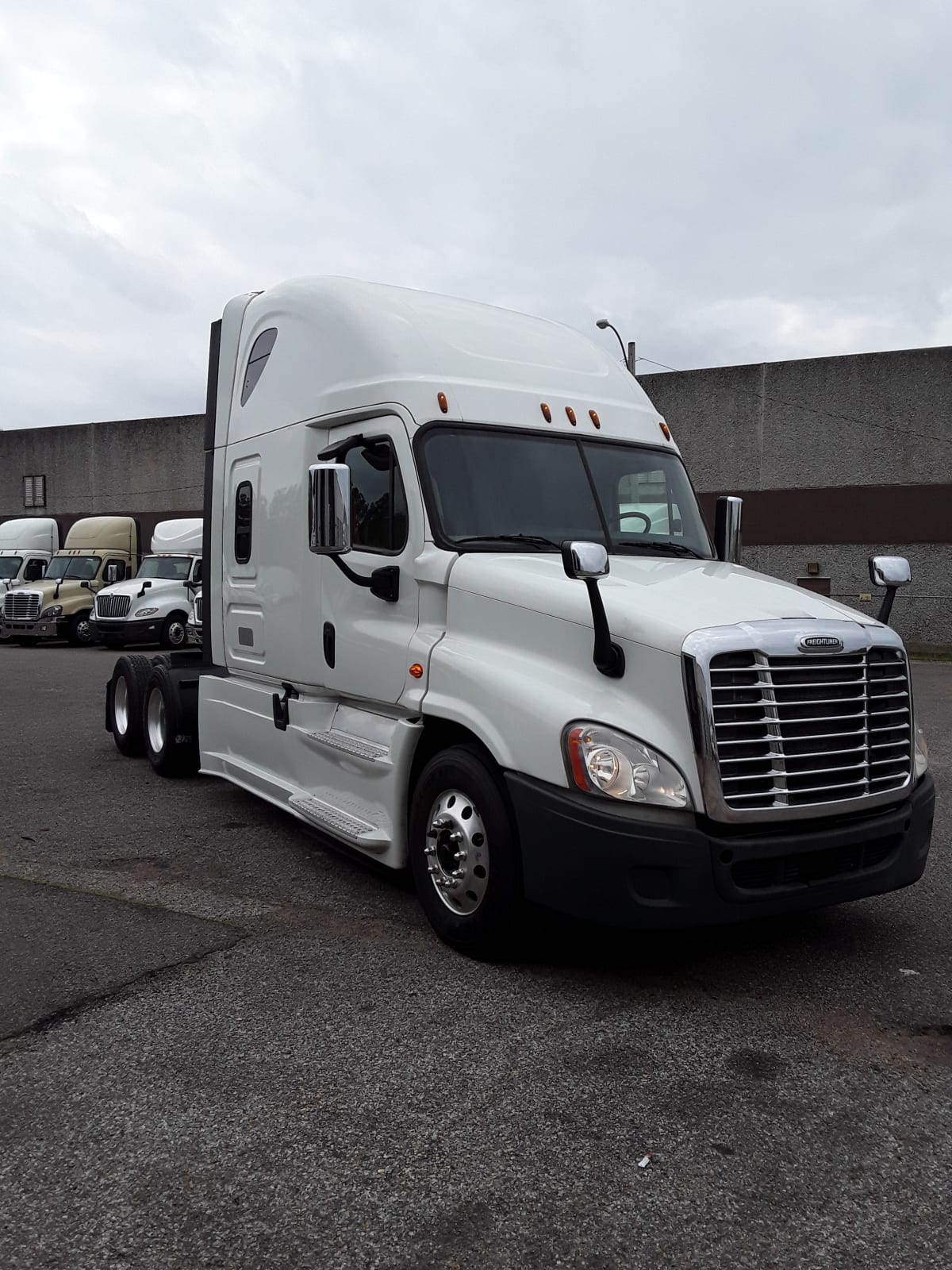 2018 Freightliner/Mercedes CASCADIA 125 684253