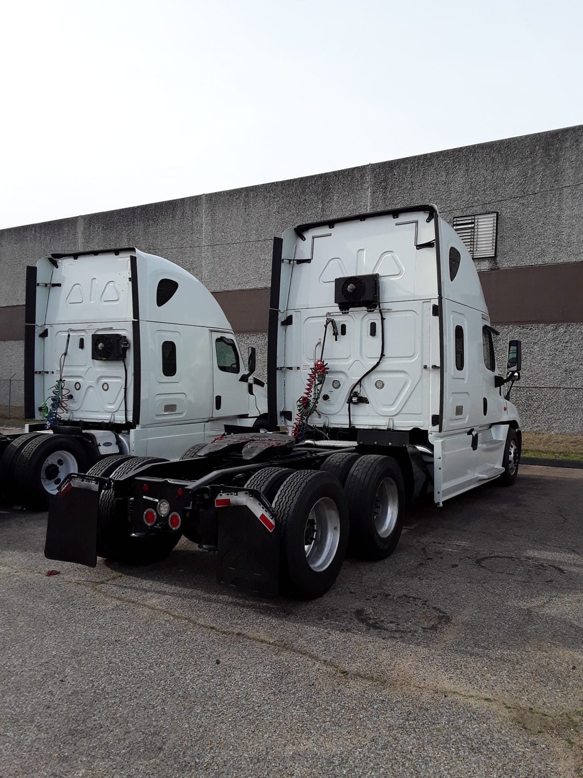 2018 Freightliner/Mercedes CASCADIA 125 684254