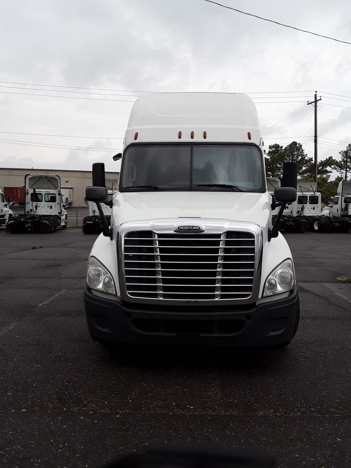 2018 Freightliner/Mercedes CASCADIA 125 684255