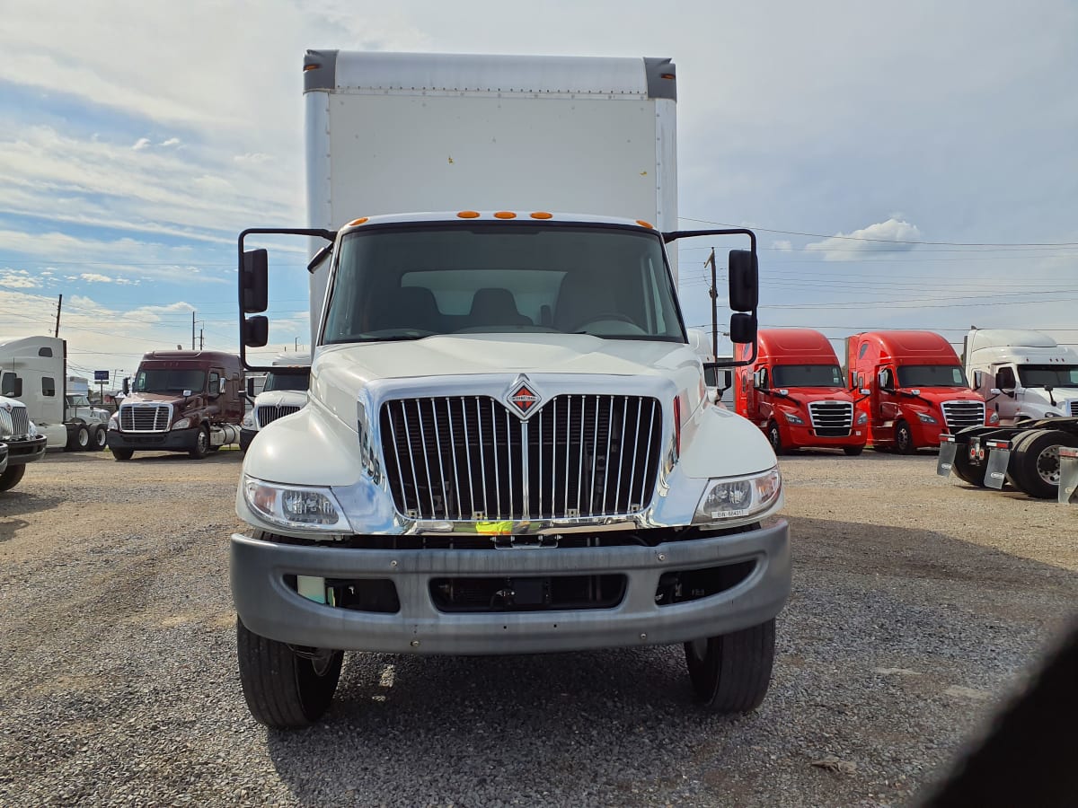 2018 Navistar International 4300 684317