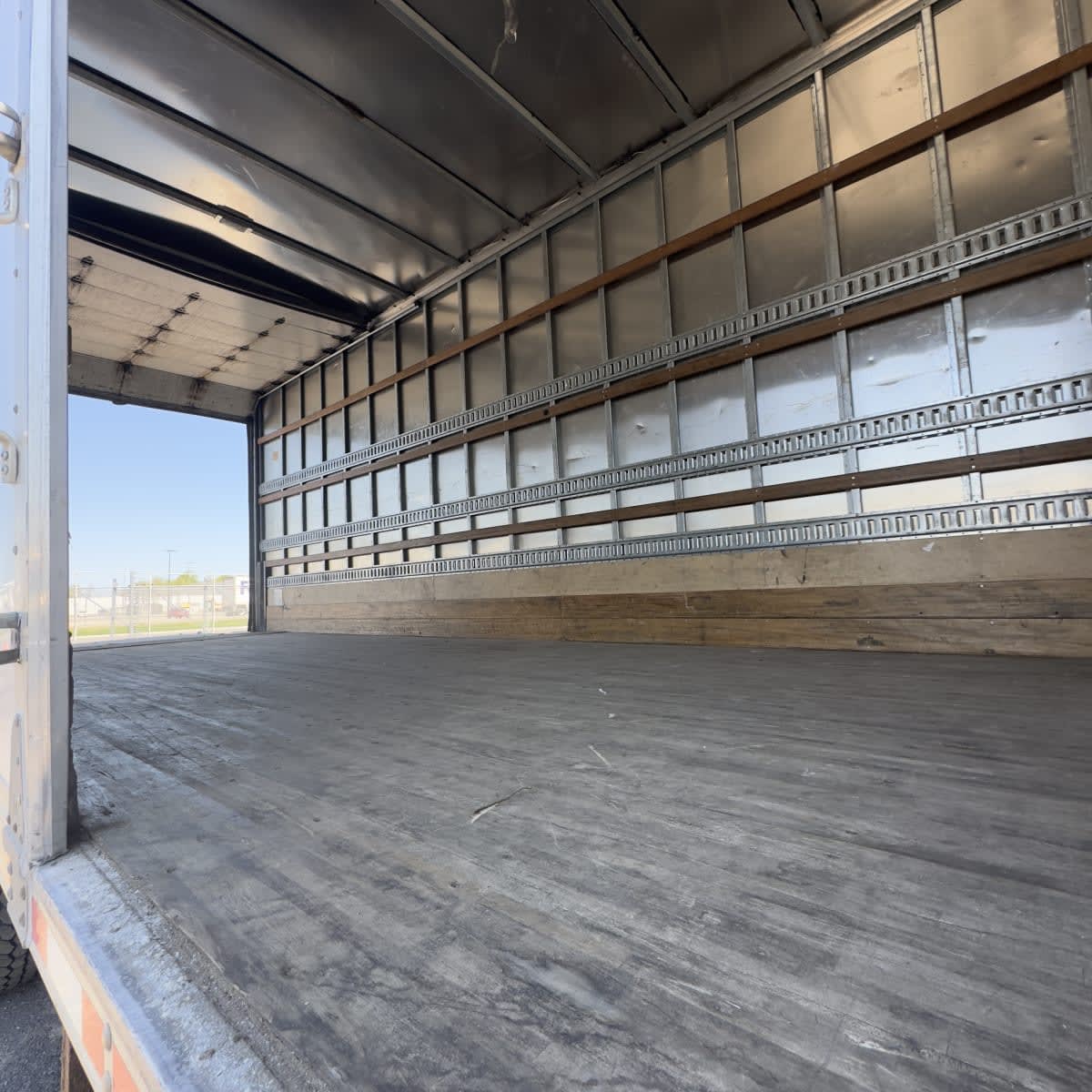 2018 Navistar International 4300 684338