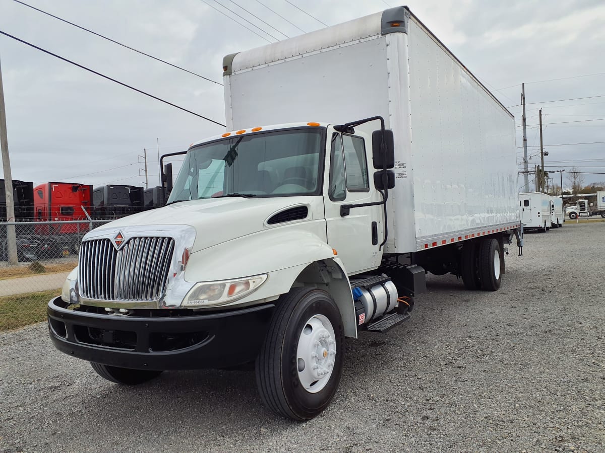 2018 Navistar International 4300 684358