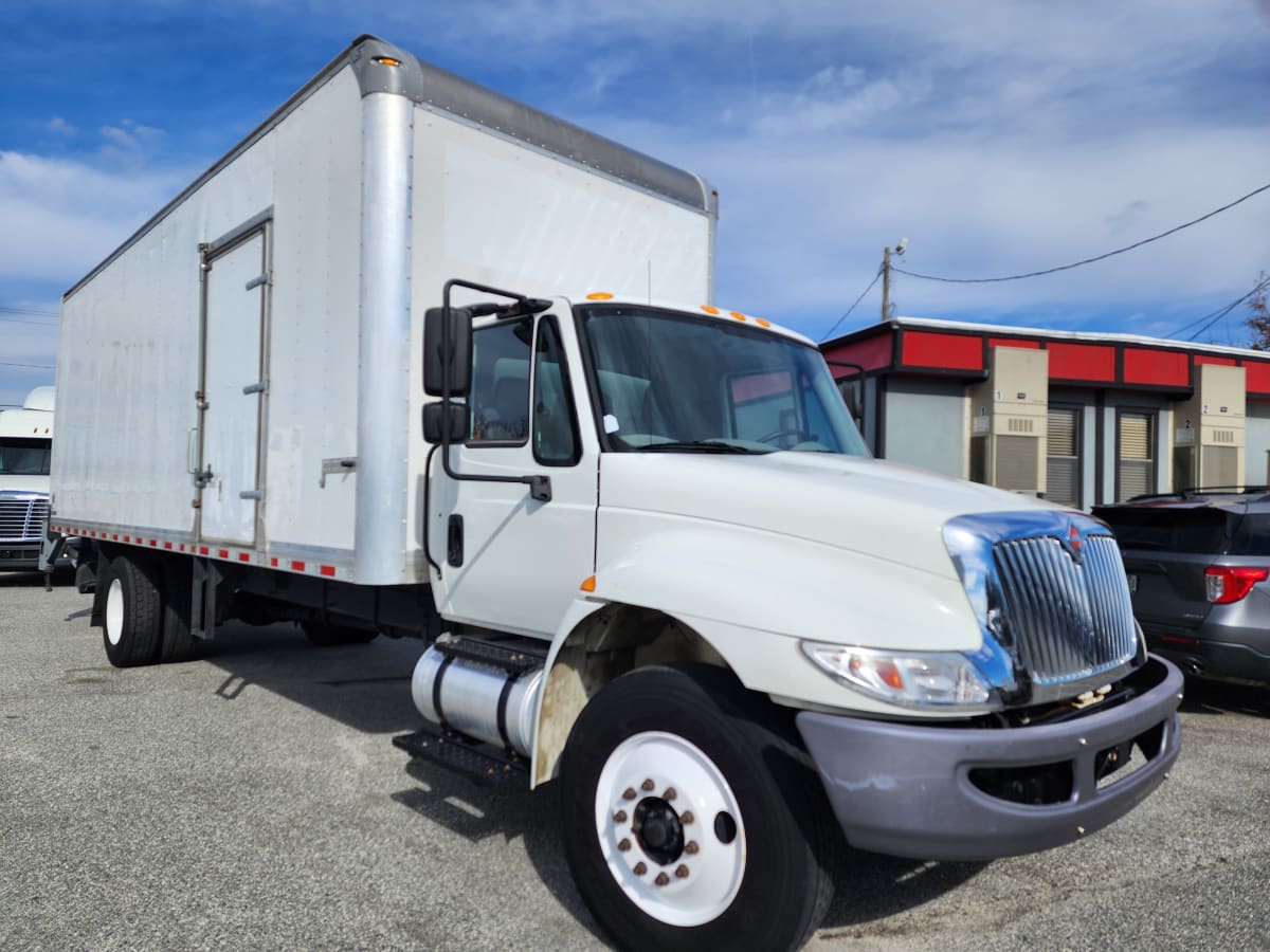 2018 Navistar International 4300 684369