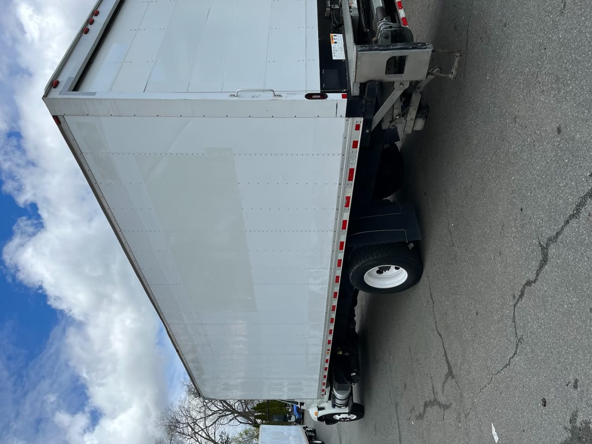 2018 Navistar International 4300 684370