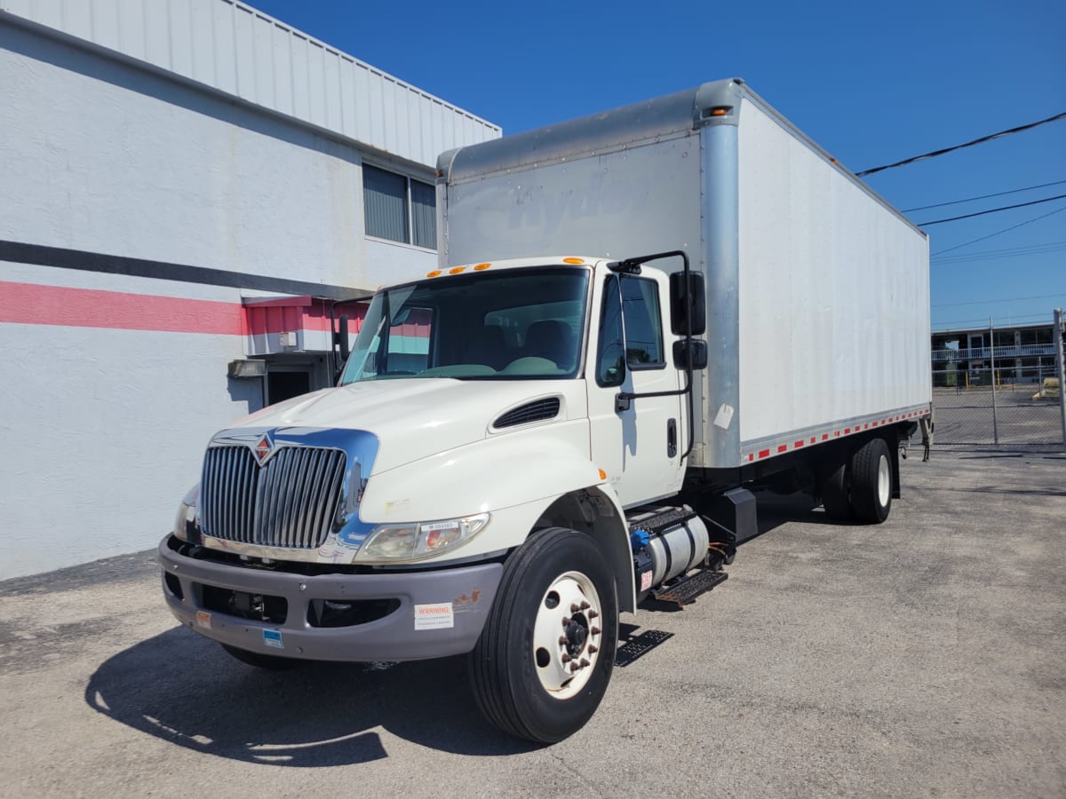 2018 Navistar International 4300 684383