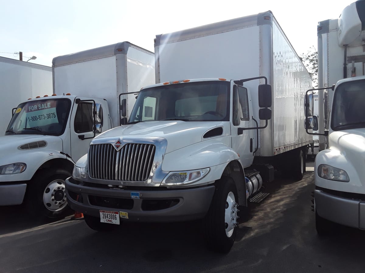 2018 Navistar International 4300 684398