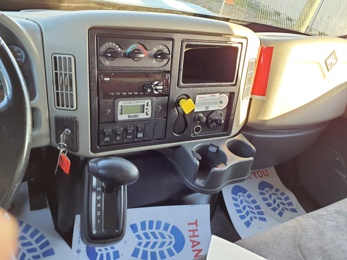 2018 Navistar International 4300 684423