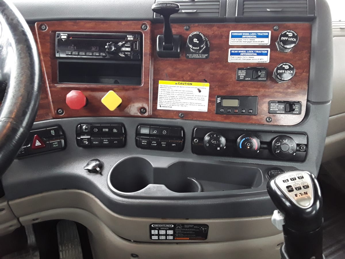 2018 Freightliner/Mercedes CASCADIA 125 684538