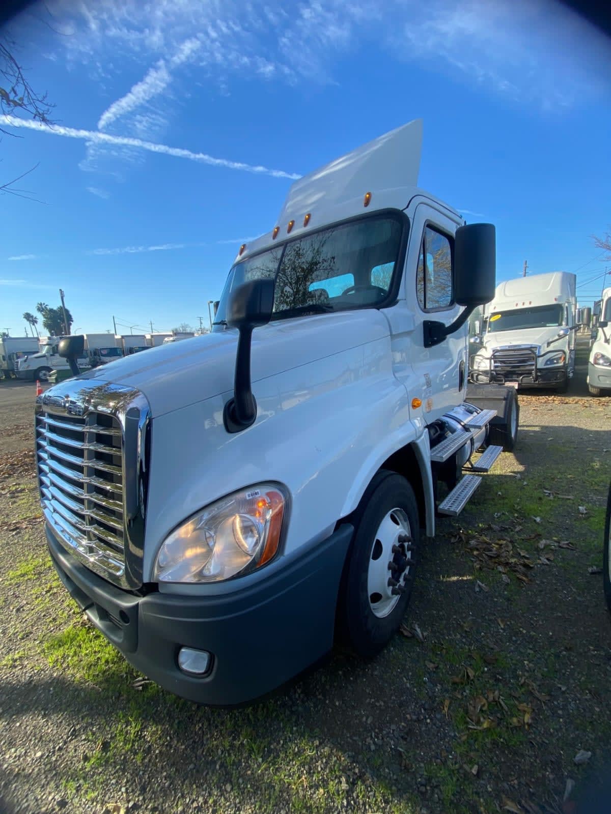 2018 Freightliner - image 1