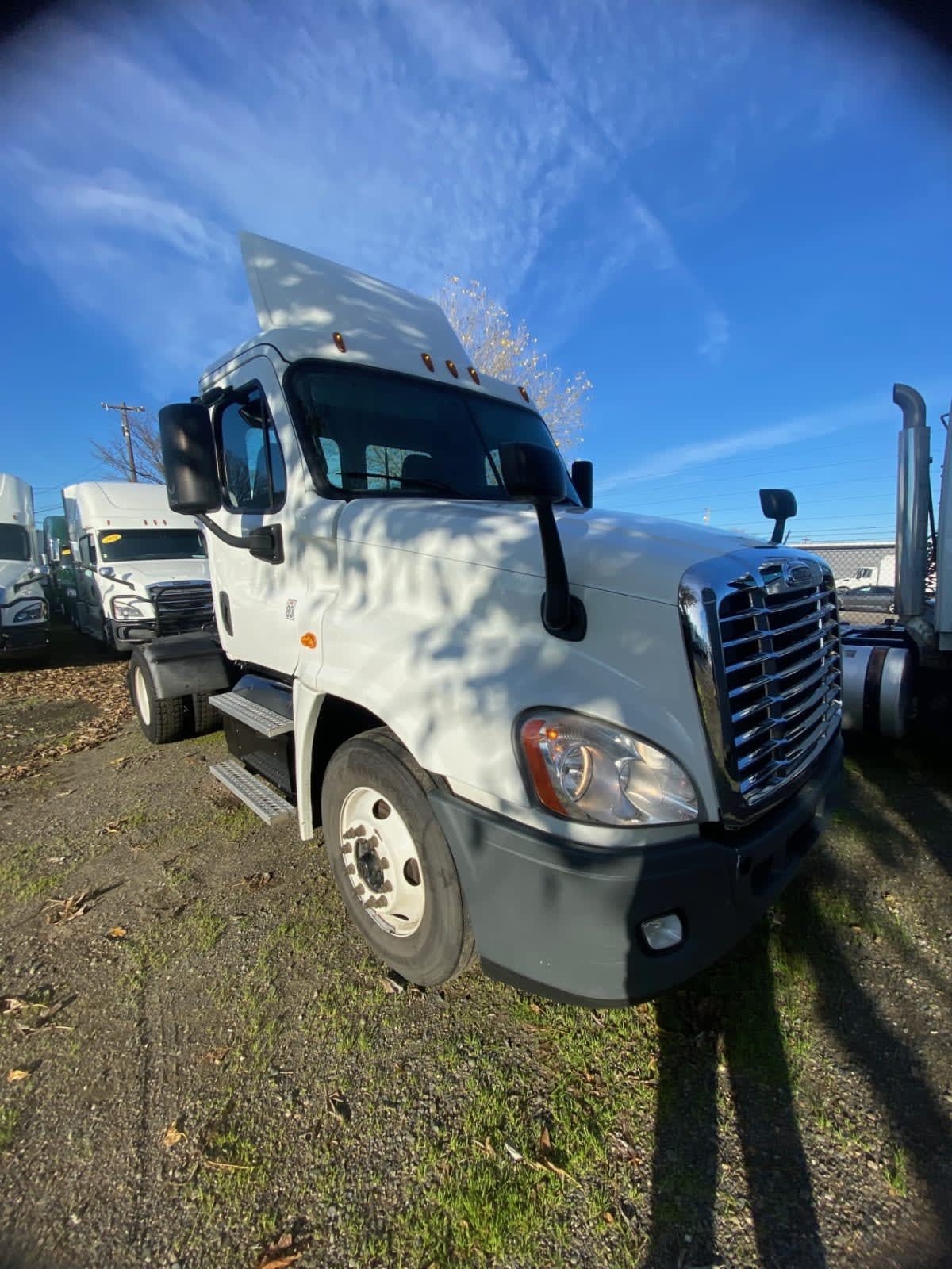 2018 Freightliner - image 3