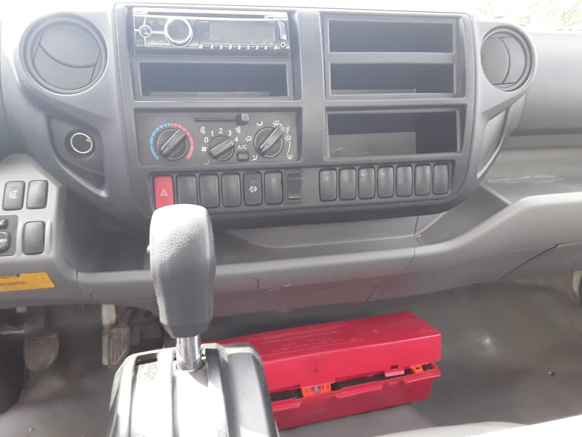 2018 Hino HINO 195 684557