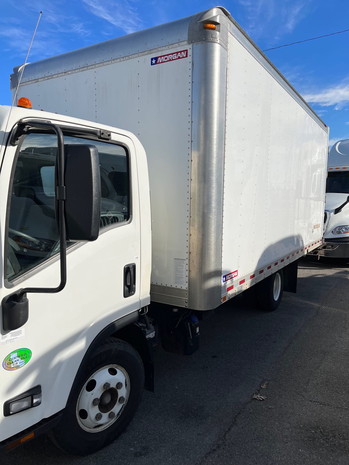 2017 Isuzu NPR 684564