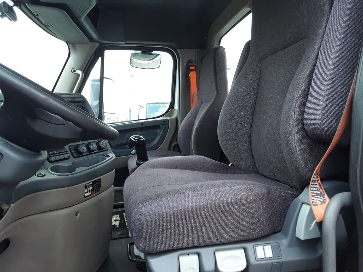 2018 Freightliner CASCADIA 125 684590